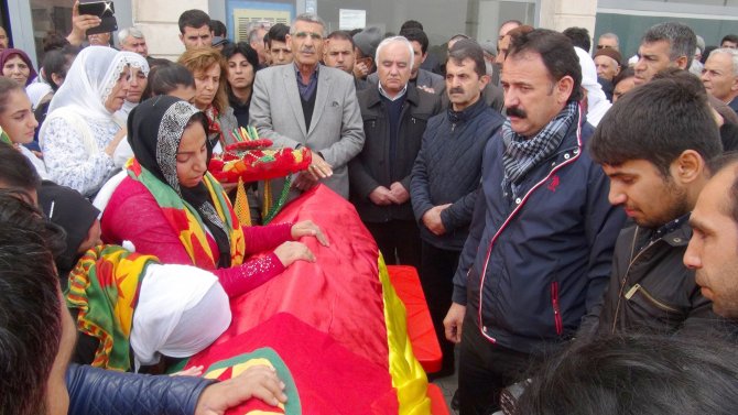Cizre'de hayatını kaybeden Murat Şimşek Nusaybin'de toprağa verildi