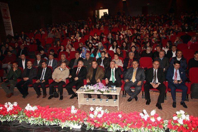 TDK Başkanı Kaçalin ’Türkçenin Coğrafyası’ Konulu Konferans Verdi