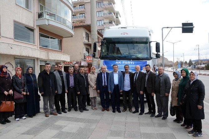 AK Parti Afyonkarahisar İl Başkanlığı Tarafından Türkmenlere Ve Diyarbakır’a Yardım Tır’ı Gönderildi