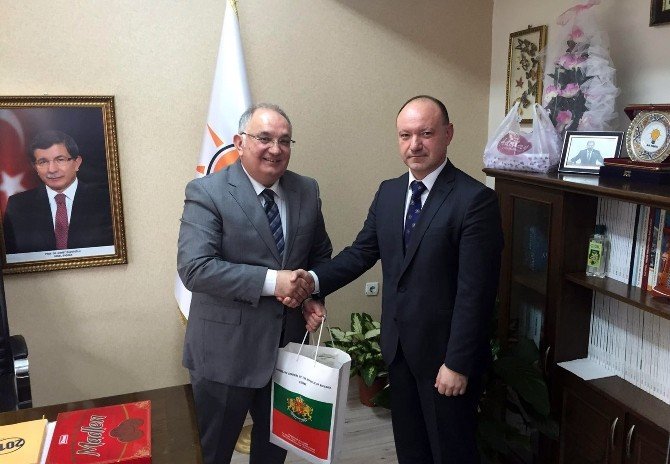 Bulgar Başkonsolos Valchev, AK Parti İl Başkanı Akmeşe’yi Ziyaret Etti