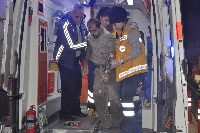 Bursa’da Yer Süpürme Kavgası: 3 Yaralı