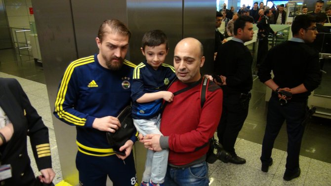 Fenerbahçe, Rusya'dan döndü