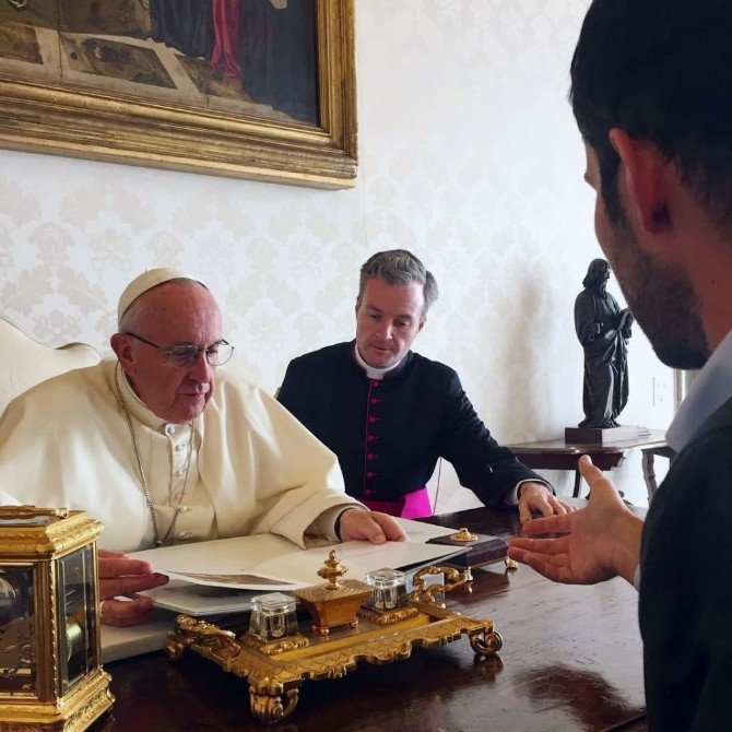 Papa, Instagram’ın Ceo’su Systrom’la Görüştü