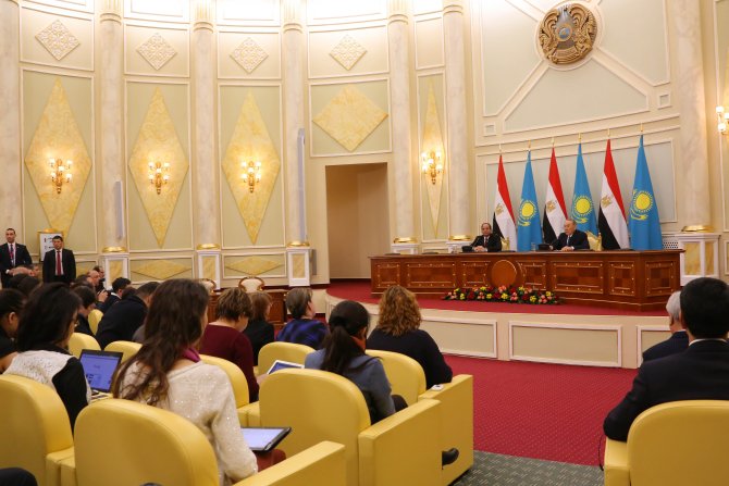 Nazarbayev ile görüşen Sisi'den Avrasya Ekonomik Birliği’ne ilgi