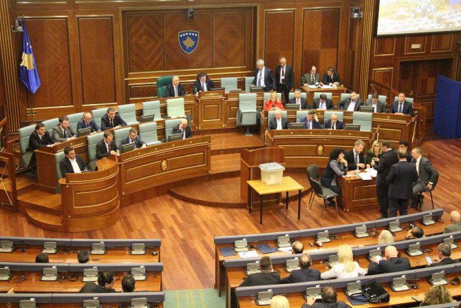 Kosova'da Haşim Thaçi Cumhurbaşkanı seçildi