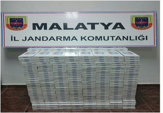 Malatya’da 16 Bin 510 Paket Kaçak Sigara Ve 15 Kilo Esrar Ele Geçirildi