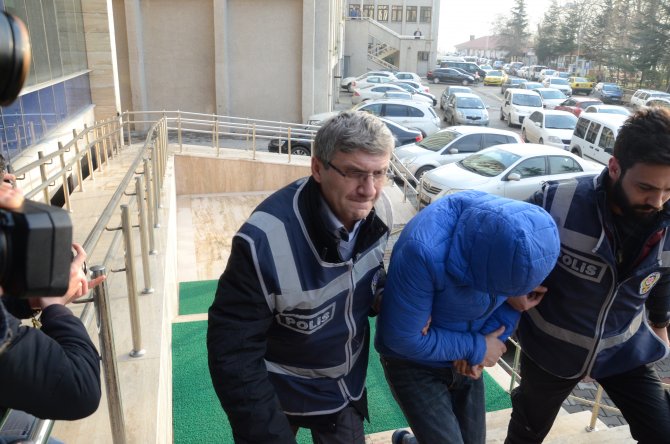 Boğazı kesilerek öldürülen Necla Sağlam olayının şüphelileri adliyeye çıkarıldı