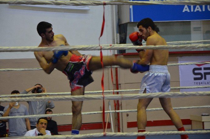 Türkiye Profesyonel Kick Boks Şampiyonası Devam Ediyor