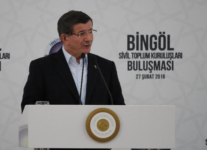 Başbakan Davutoğlu Bingöl’de STK’larla Buluştu