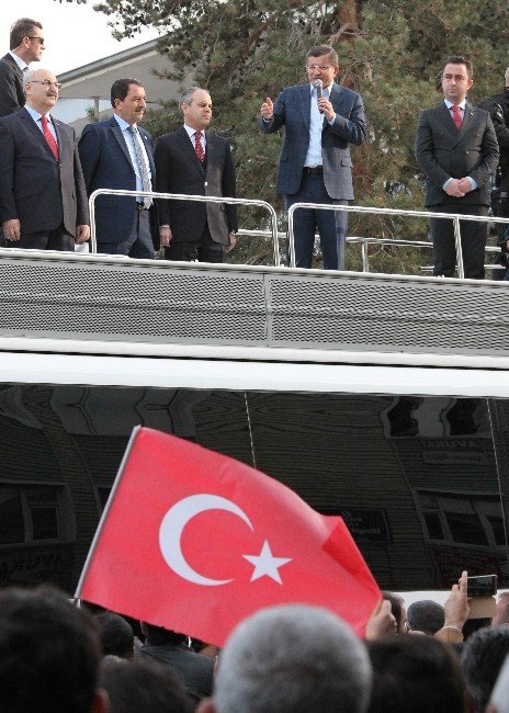 Başbakan Davutoğlu Bingöl’de