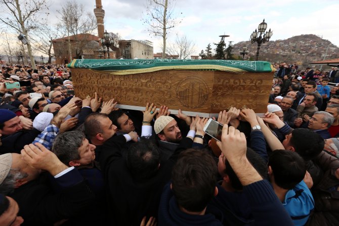 Bediüzzaman'ın talebesi Said Özdemir, son yolculuğuna uğurlandı