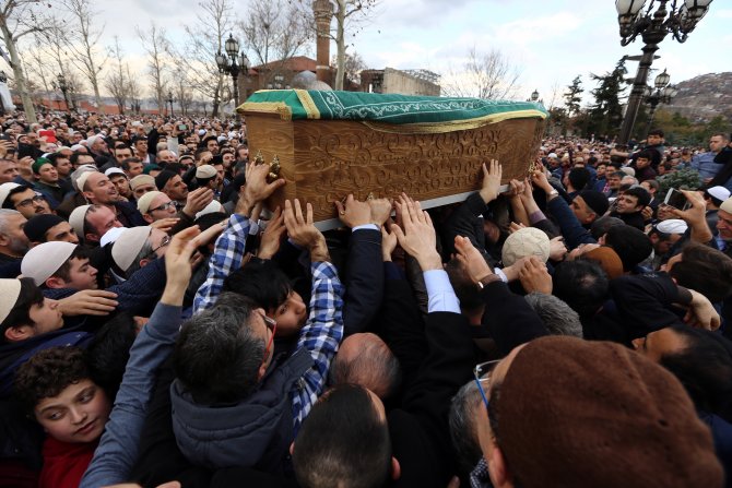 Bediüzzaman'ın talebesi Said Özdemir, son yolculuğuna uğurlandı