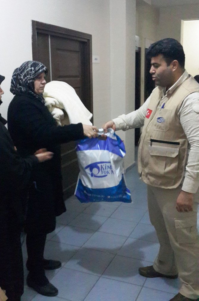 Cizre, İdil'den kaçıp Mardin'e sığınan 350 aileye Kimse Yok Mu'dan yardım