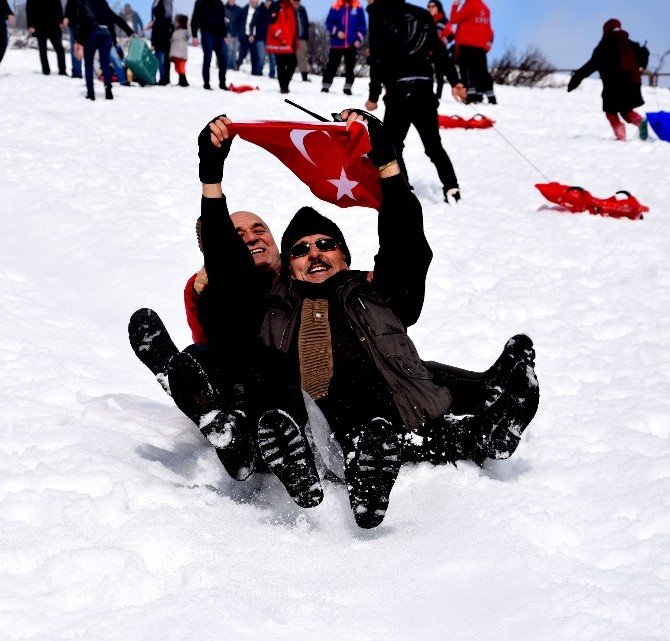Kulakkaya Yaylası’nda Kar Festivali