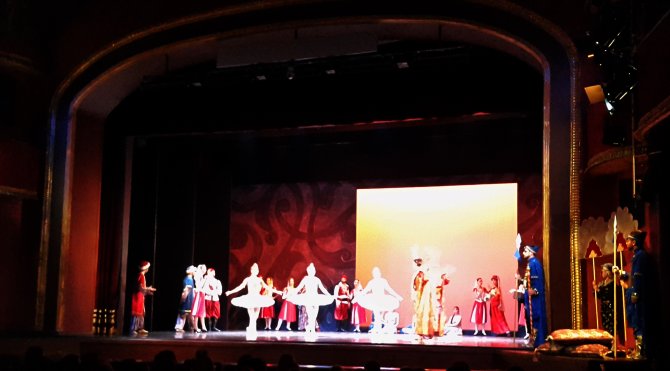 'Korsan' Süreyya Operası'nda seyirciyle buluştu