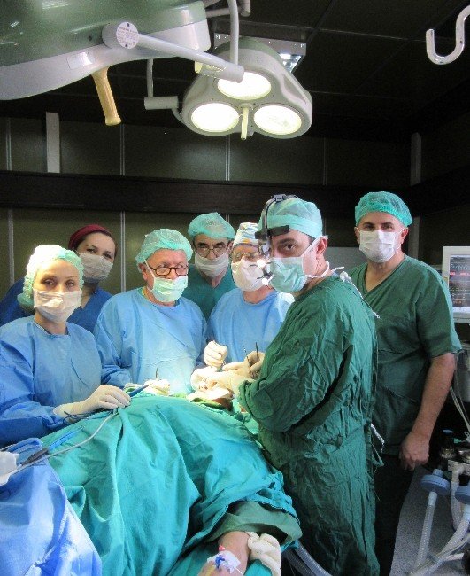 Türk Doktorlar Balkanlarda Bir İlki Gerçekleştirdi