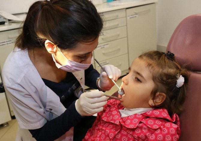 Büyükşehir’den Miniklere Diş Sağlığının Önemi Anlatıldı