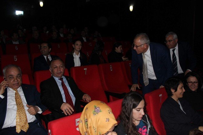 İftarlık Gazoz Filmi Oyuncuları Kırşehir’de Söyleşiye Katıldı