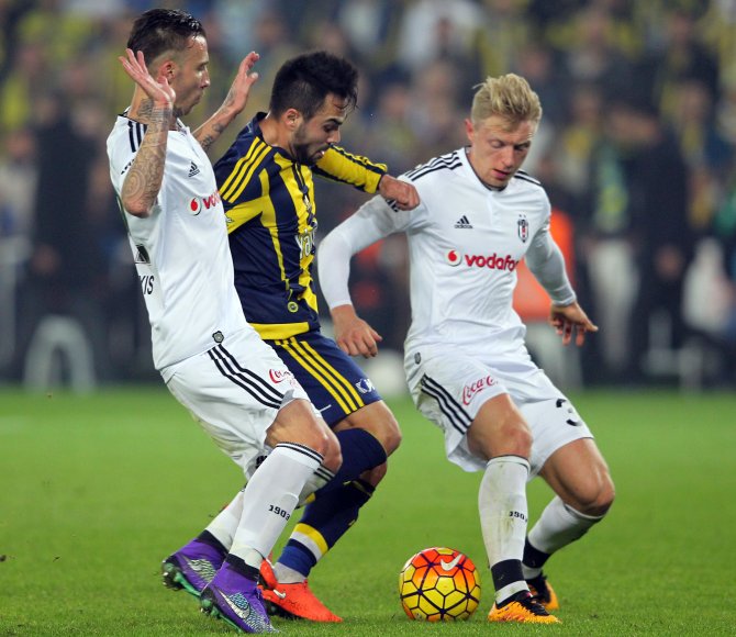 Fenerbahçe: 1 - Beşiktaş: 0 (İlk yarı)