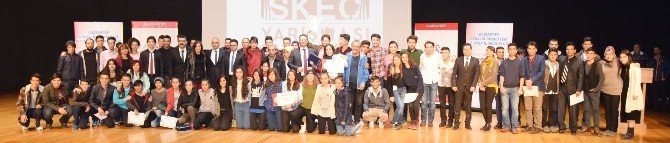Türk Müziği Ve Skeç Yarışmaları Yapıldı