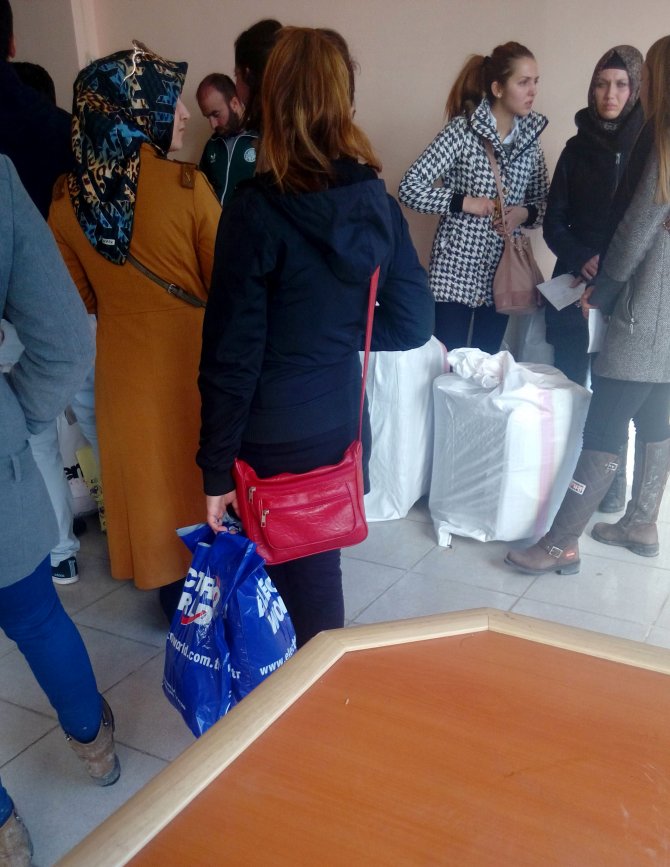 Yüksekova’da operasyon iddiası üzerine öğretmenler eşyalarını gönderdi