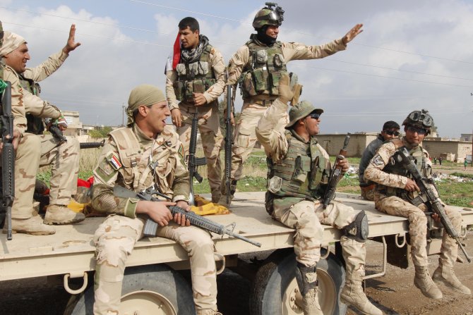 Irak ordusu, Musul'u IŞİD'ten almak için bölgeye asker sevkıyatına başladı