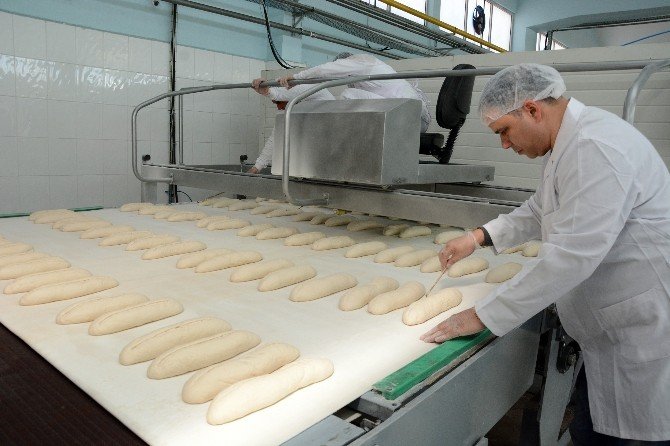 Halk Ekmek Fabrikası Hizmete Girdi