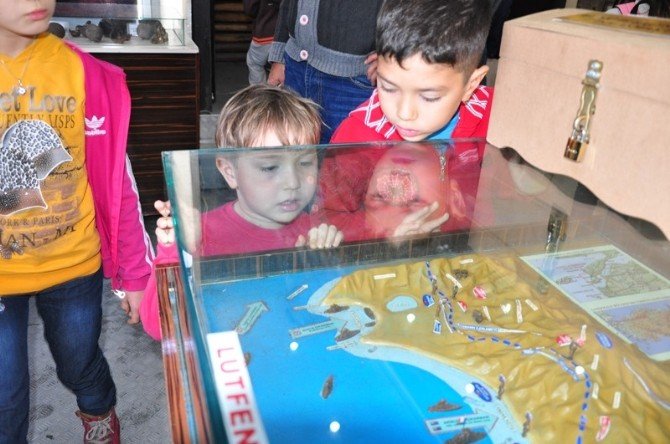 Milas’ta Çanakkale Müzesi’ne Yoğun İlgi