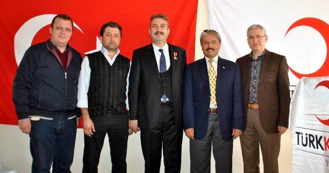 Türk Kızılayı Aydın Şube Başkanı Bekir Sıtkı Pekmezci Güven Tazeledi