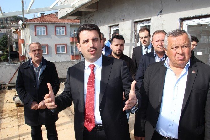 AK Parti Yöneticileri Vergi Dairesi İnşaatını İnceledi