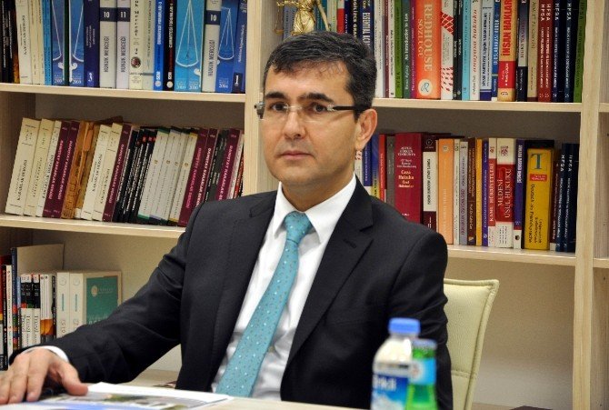 Prof. Dr. Muharrem Kılıç Rektörlüğe Aday