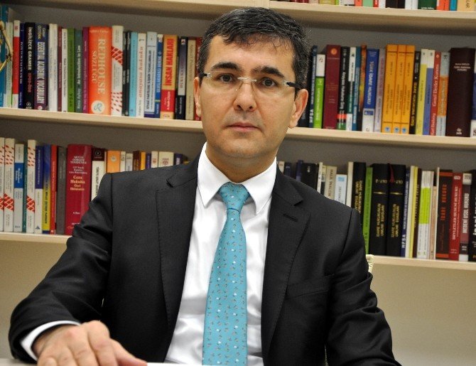 Prof. Dr. Muharrem Kılıç Rektörlüğe Aday