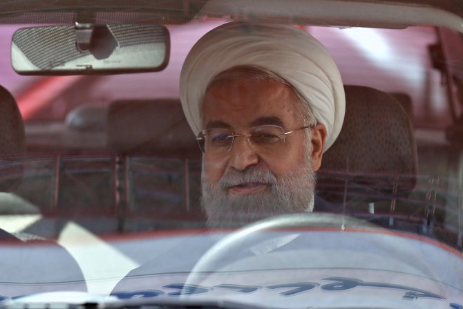İran'ın yeni otomobili ve dizel motoru tanıtıldı