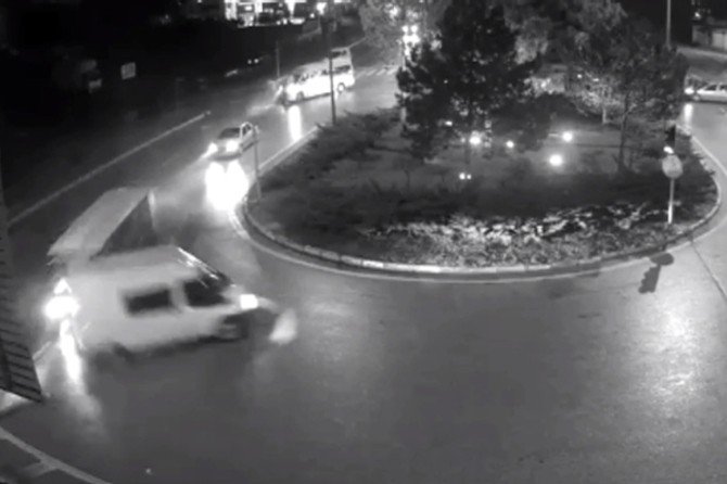 Karabük’te Trafik Kazaları MOBESE Kamerasında