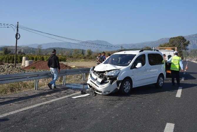 Köyceğiz’ De Trafik Kazası; 1 Yaralı
