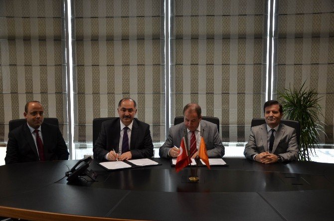 Namık Kemal Üniversitesi İle Ve İŞKUR İl Müdürlüğü Arasında Protokol İmzalandı