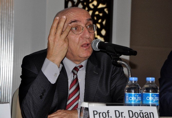Prof. Dr. Doğan Şenyüz’den Hukukta Yorum Eleştirisi