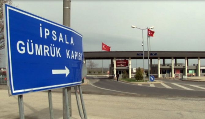 İade edilen ilk 70 kaçak Türkiye'ye giriş yaptı