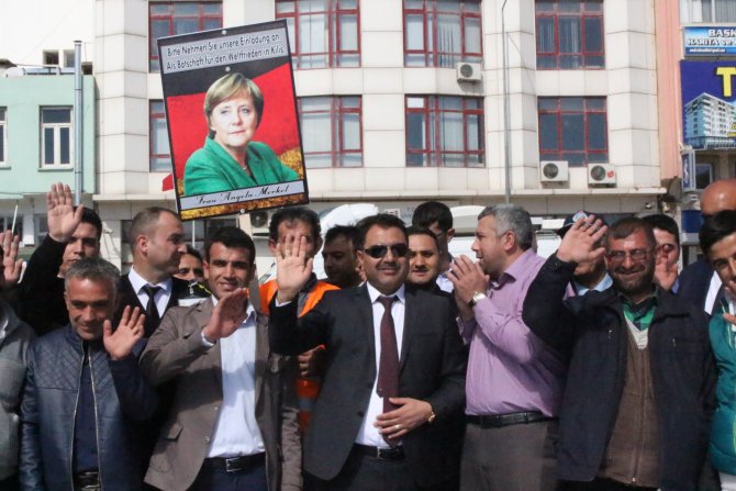 Merkel’in Kilis'e gelmesi için dünyanın en büyük davetiyesi hazırlandı