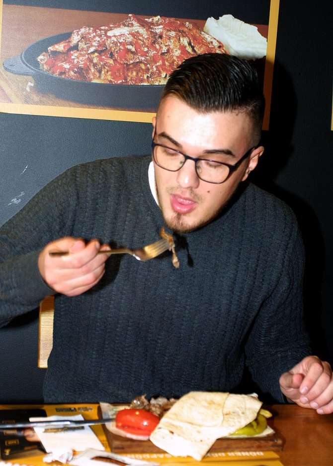 Viyana’da kesilen geğirme cezası İstanbul’da ödendi