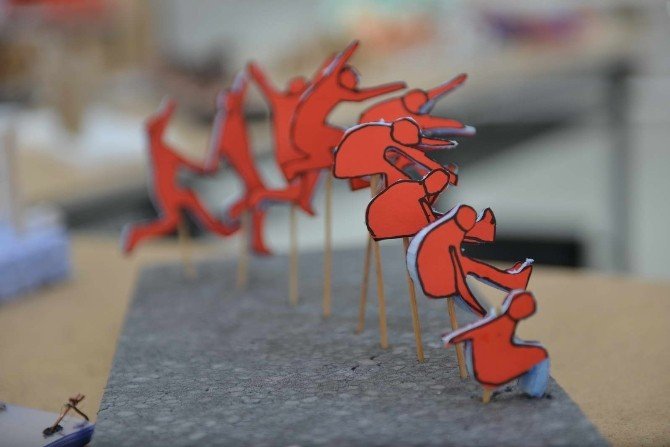 SAÜ Mimarlık Bölümü ‘Mimarlık Karşılaşma No:1’ Sergisi Düzenledi