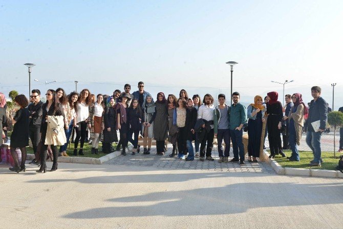 SAÜ Mimarlık Bölümü ‘Mimarlık Karşılaşma No:1’ Sergisi Düzenledi