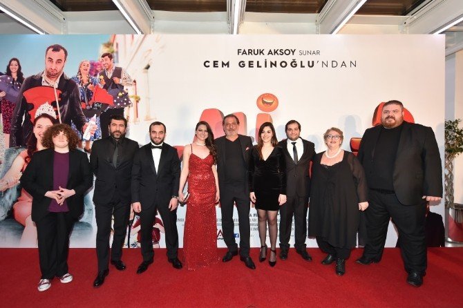 Sosyal Medyanın Yıldızları ‘Ali Kundilli 2’ Filminin Galasında Buluştu