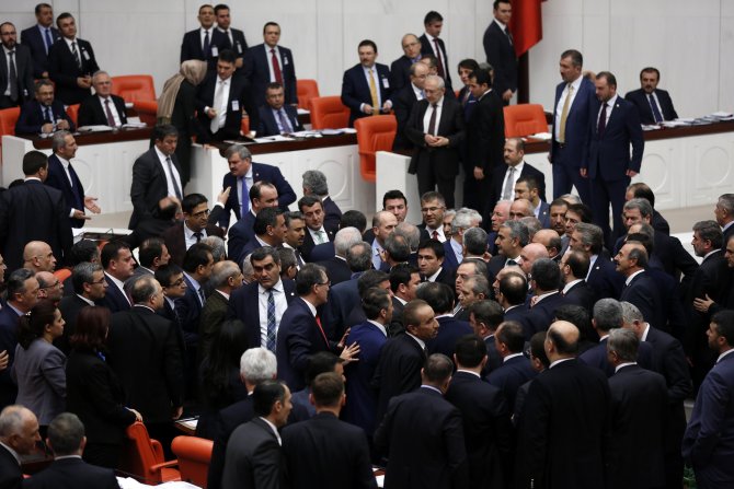 Meclis'teki 'Gezi' tartışması tansiyonu yükseltti