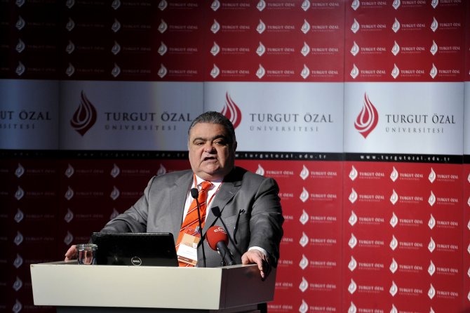 8. Cumhurbaşkanı Turgut Özal, adının verildiği üniversitede anıldı