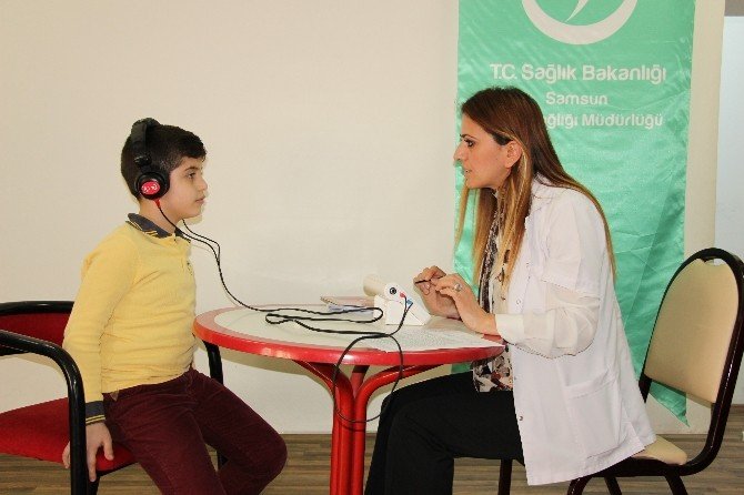 Öğrencilere İşitme Tarama Testi Uygulanmaya Başlandı