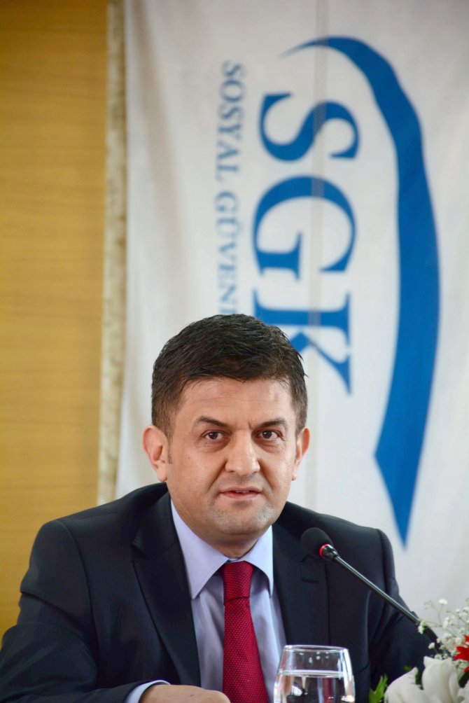 Altı gün önce görevine iade edilen Selim Erol memuriyetten istifa etti