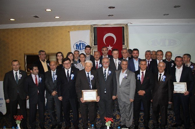 Vergi Rekortmenleri Ödüllendirildi