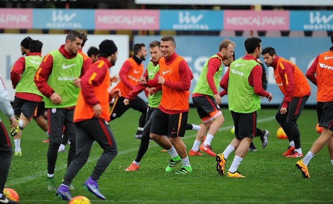 Galatasaray, Medipol Başakşehir Maçının Hazırlıklarına Başladı