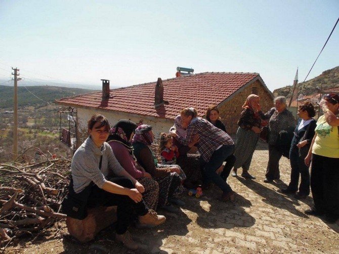 CHP Uşak Teşkilatı Köy Ziyaretlerine Devam Ediyor